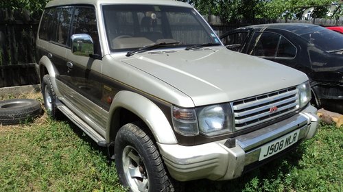 Bara fata MITSUBISHI PAJERO 2.5 TD 1996