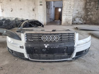 Bara fata NFL AUDI A8