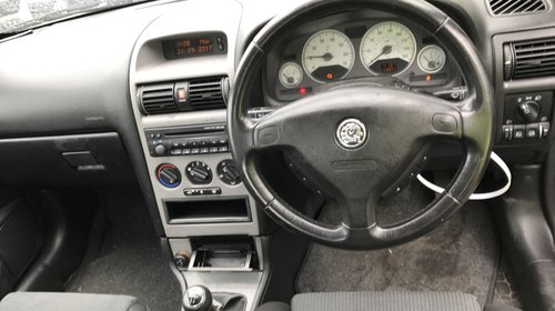 Bara fata Opel Astra G 2005 Bertone 1.6 benzina