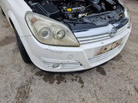 Bara fata Opel Astra H alb perlat ( masina a fost neagra si revopsita)