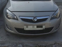 Bara fata Opel Astra J 2011 hatchback 1.7