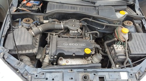 Bara fata Opel Corsa C 2001 Coupe 1.2