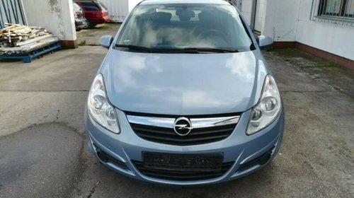 Bara fata Opel Corsa D 2008 Hatchback 1.4