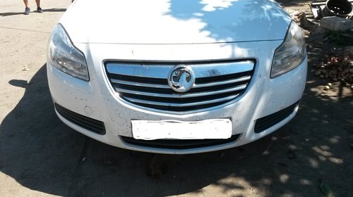 Bara fata Opel Insignia 2.0 cdti