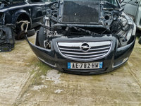 Bara fata Opel insignia