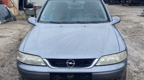 Bara fata Opel Vectra B 2001 Limuzina 2.0 dti