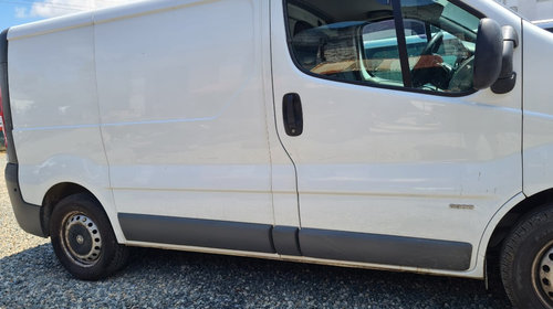 Bara fata Opel Vivaro 2012 BUS 2.0 CDTI DCI