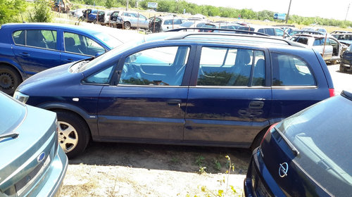 Bara fata Opel Zafira 2002 hatchback 1.8