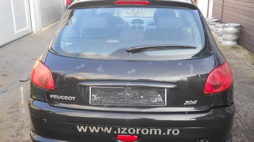 Bara fata Peugeot 206 2005 Hatchback 1.4 hdi