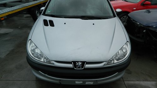 Bara fata Peugeot 206sw model 2004