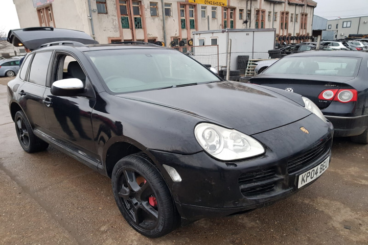 Bara fata Porsche Cayenne 955 [2002 - 2007] Crosso