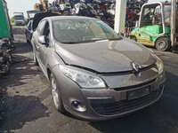 Bara fata Renault Megane 3 2010 hatchback 1.5 dci euro 5