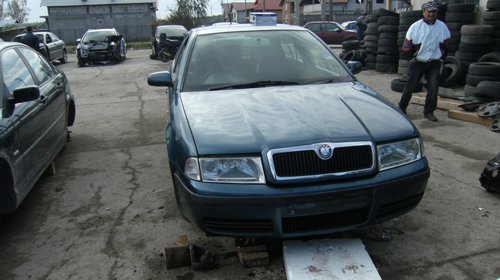 Bara fata skoda octavia 1 an 2003