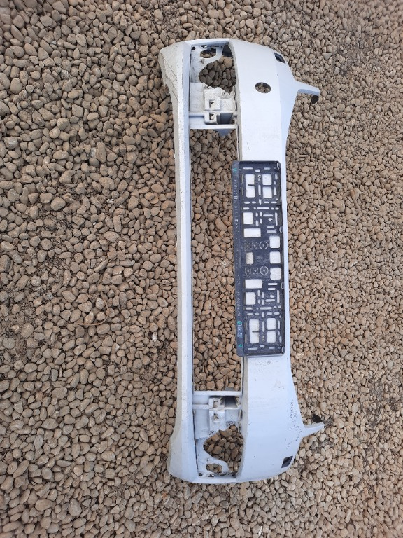 Bara fata Skoda Octavia 3 Facelift cu spalatori 2016/2017/2018/2019