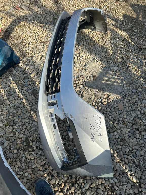 Bara fata Skoda Octavia 4 2019/2020/2021/2022/2023/2024