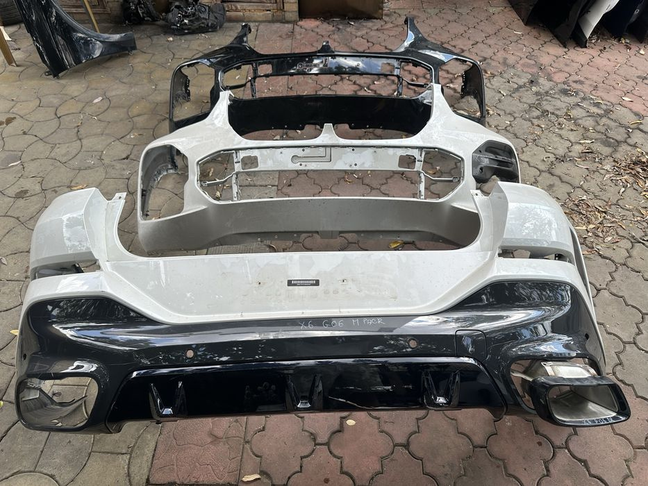 Bara fata / spate BMW X6 G06 M PACK 2019/2020/2021/2022/2023