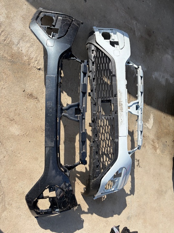 Bara fata + spoiler Dacia Sandero 3 Stepway 2020/2021/2022/2023/2024