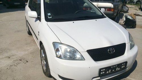 Bara fata Toyota Corolla an 2004