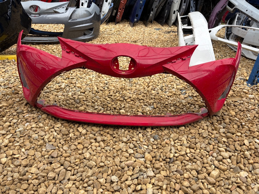 Bara fata Toyota Yaris 3 Facelift Rosie 2017/2018/2019