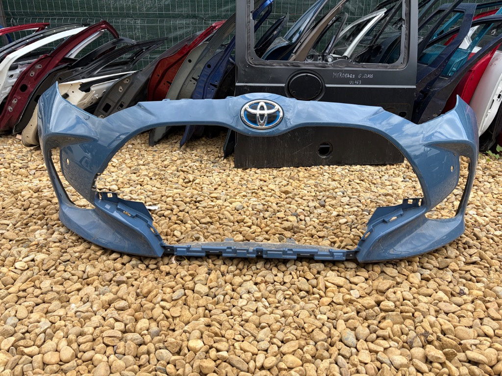 Bara fata Toyota Yaris 4 2020/2021/2022/2023/2024