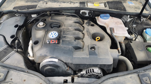 Bara fata Volkswagen Passat B5 2003 combi 1.9 tdi 131cp