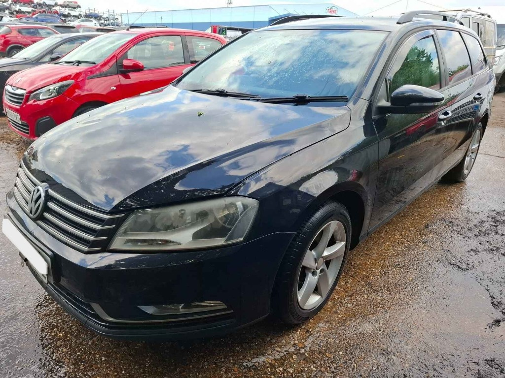 Bara fata Volkswagen Passat B7 2011 VARI