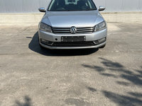 Bara fata Volkswagen Passat B7 2012 Sedan 2.0 TDi