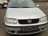 Bara fata Volkswagen Polo 2001 1.4 Benzina Cod motor AUD 60CP/44KW