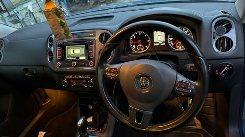 Bara fata Volkswagen Tiguan 2014 SUV 2.0 TDI