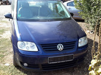 Bara fata Volkswagen Touran 2004 hatchback 2.0