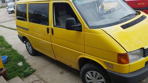 Bara fata Volkswagen TRANSPORTER 1991 BUS 2,4D