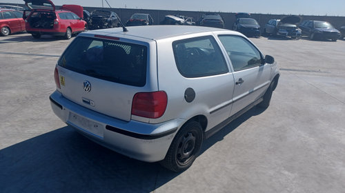 Bara fata Volkswagen VW Polo 3 6N [1994 - 2001] Hatchback 3-usi 1.4 AT (60 hp)