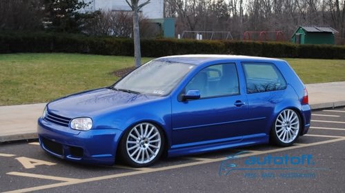 Bara fata VW Golf 4 (1997-2003) R32 Design