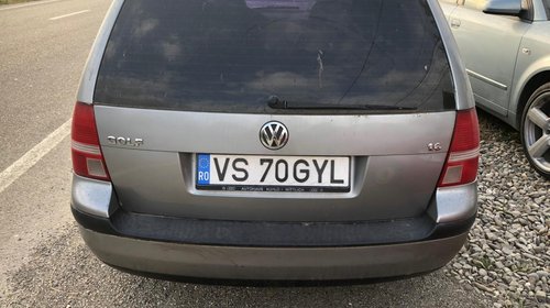 Bara fata VW Golf 4 2004 hatchback 1.6 i