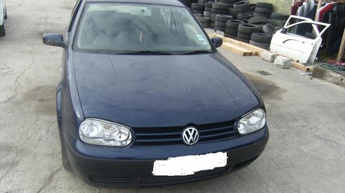 Bara fata vw golf 4 din 2001