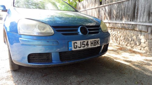 Bara fata VW Golf 5