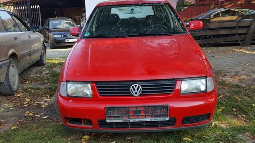 Bara fata VW Polo 6C 2000 BREAK 1.4 MPI