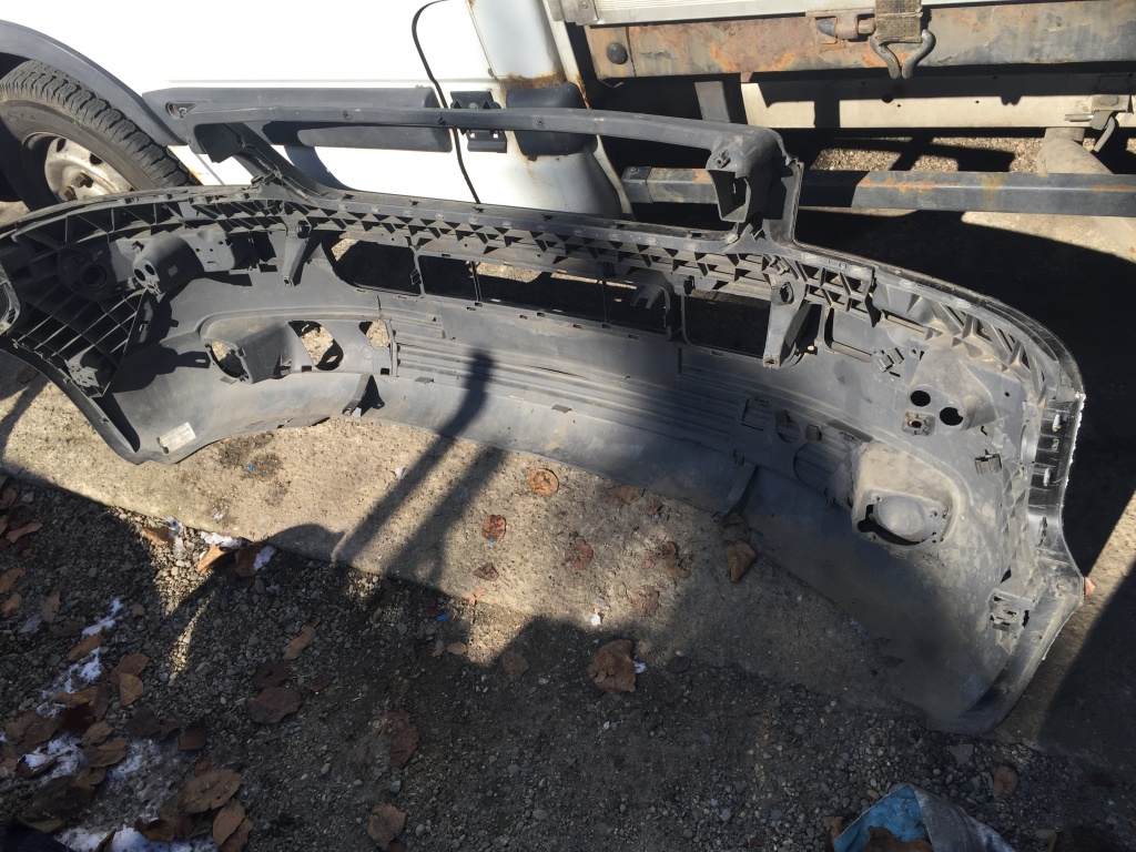 Bara fata VW T5 cu ceva defecte se vede 