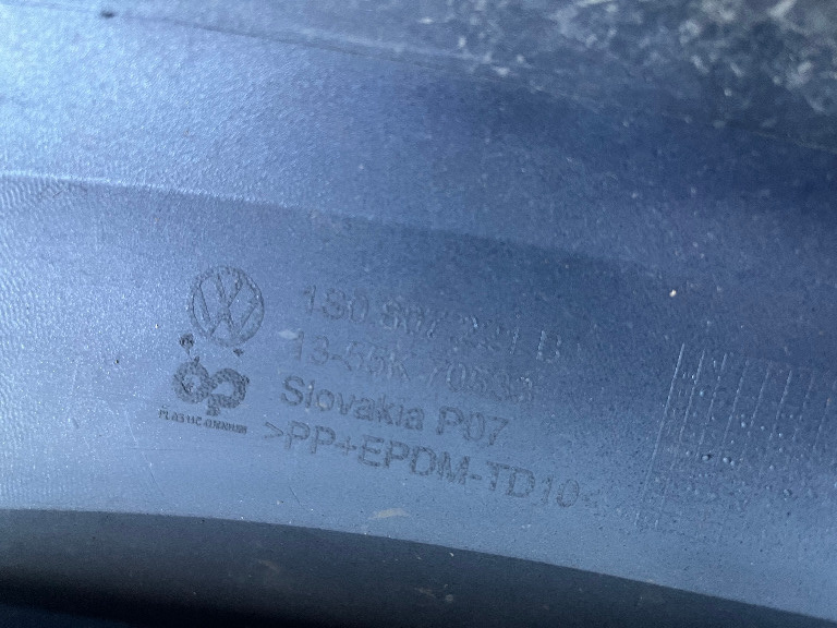 Bara fata Vw Up dupa 2010 cod 1S0807221B