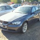 Bara fata pentru BMW