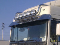 Bara inox superioara cu proiectoare DAF XF 95 - produs nou