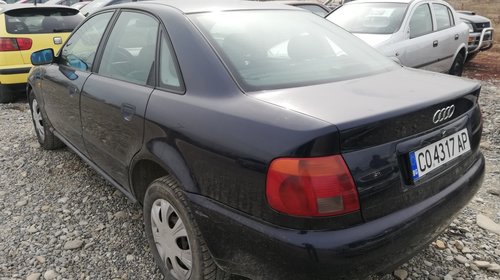 Bara spate Audi A4 B5 1996 Berlina 1.8