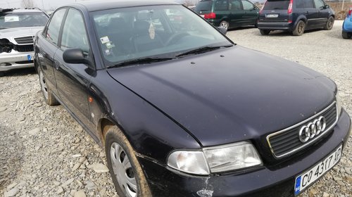 Bara spate Audi A4 B5 1996 Berlina 1.8