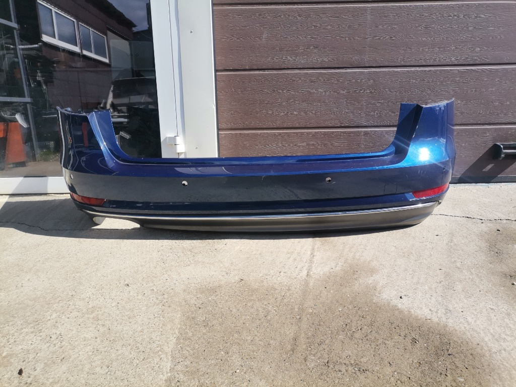Bara spate Audi A4 B9 Combi/Break - 4 PDC 2015-201