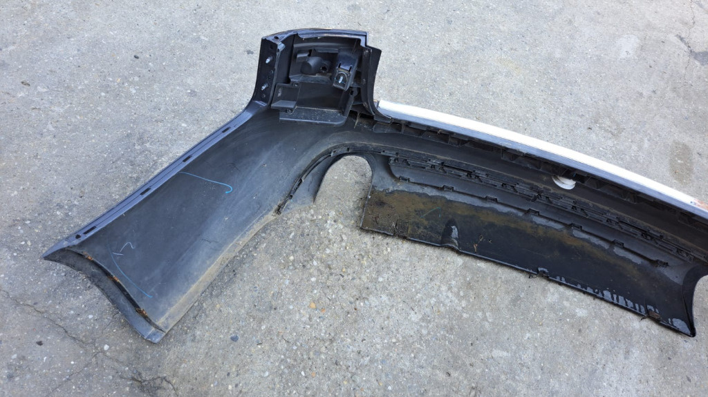 Bara spate Audi A6 4F C6 Combi cod 4F980