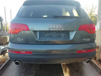 Bara spate Audi Q7