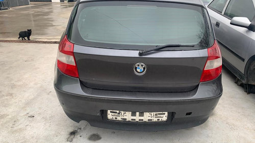 Bara spate cu loc pentru senzori BMW E87, E81