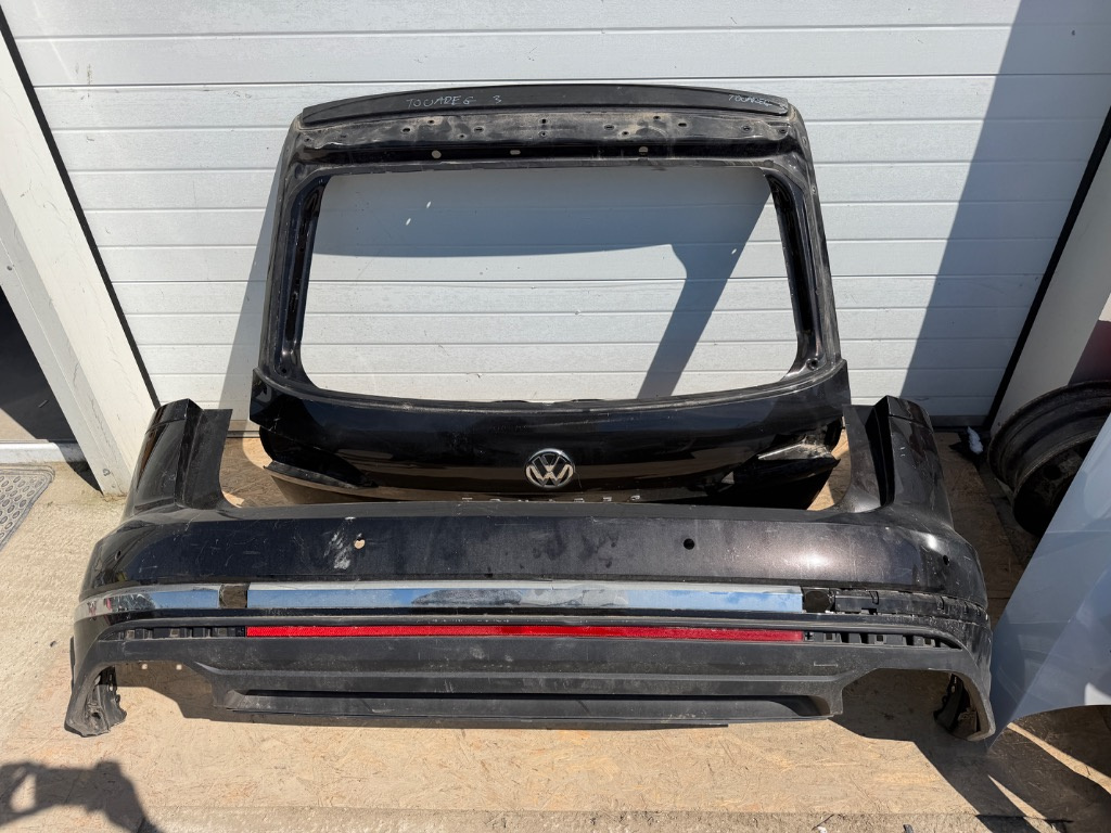 Bara spate cu spoiler / haion Volkswagen Touareg 3 CR 2019/2020/2021/2022/2023/2024