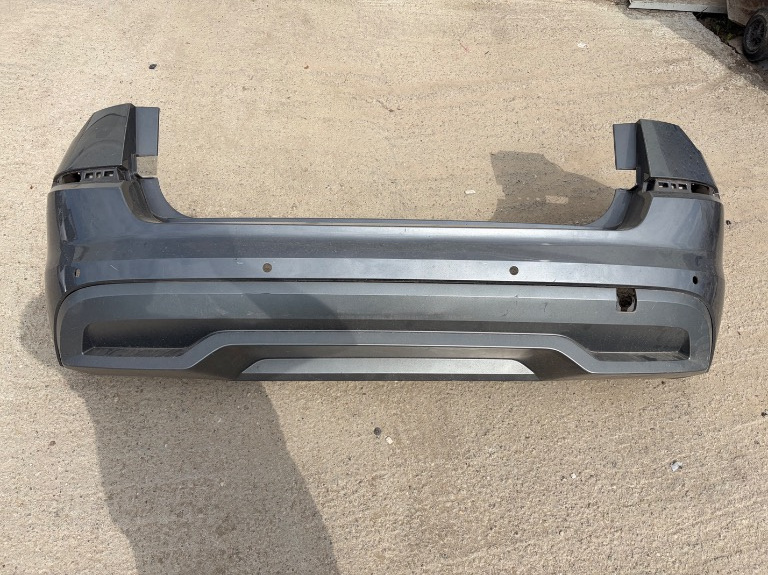 Bara spate cu spoiler Skoda Kamiq 2019/2020/2021/2022/2023