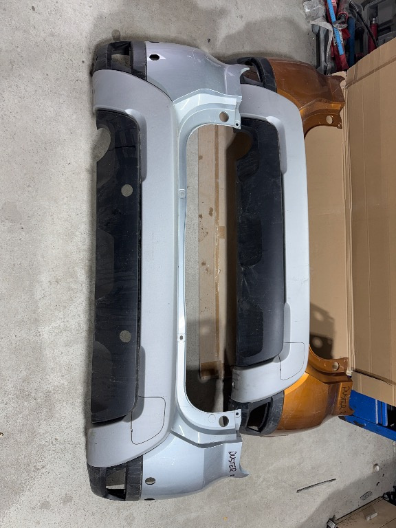 Bara spate Dacia Duster 2 Portocalie + Gri 2018/2019/2020/2021/2022/2023
